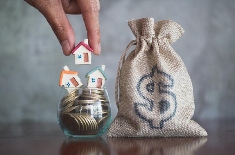 Understanding Stock Market vs Real Estate: Which Investment Fits You Best?